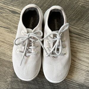 Allbirds tree runner athletic white sneakers off white gray women’s size 7